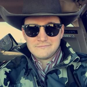 Meet your Posher, Travis